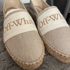 OFF-WHITE
Beige Bookish Espadrilles